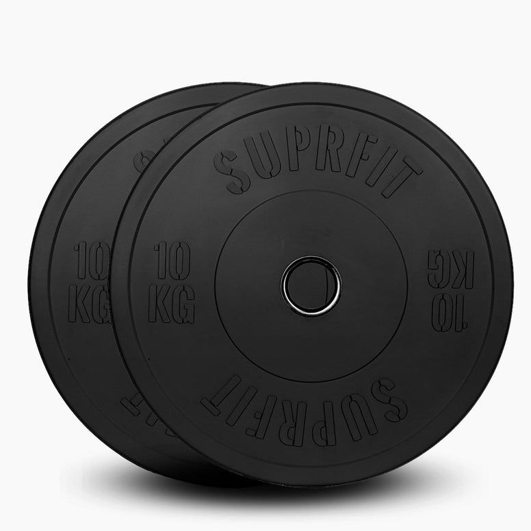 Zwei schwarze Suprfit Econ Bumper Plates. Aufschrift: 10 KG. Runde Form mit Loch in der Mitte.