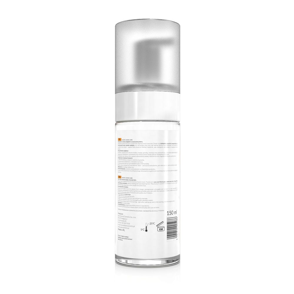 Rückseite der Gesichtsreinigungsschaum-Flasche. Weißes Etikett mit Text und Barcode. 150ml.