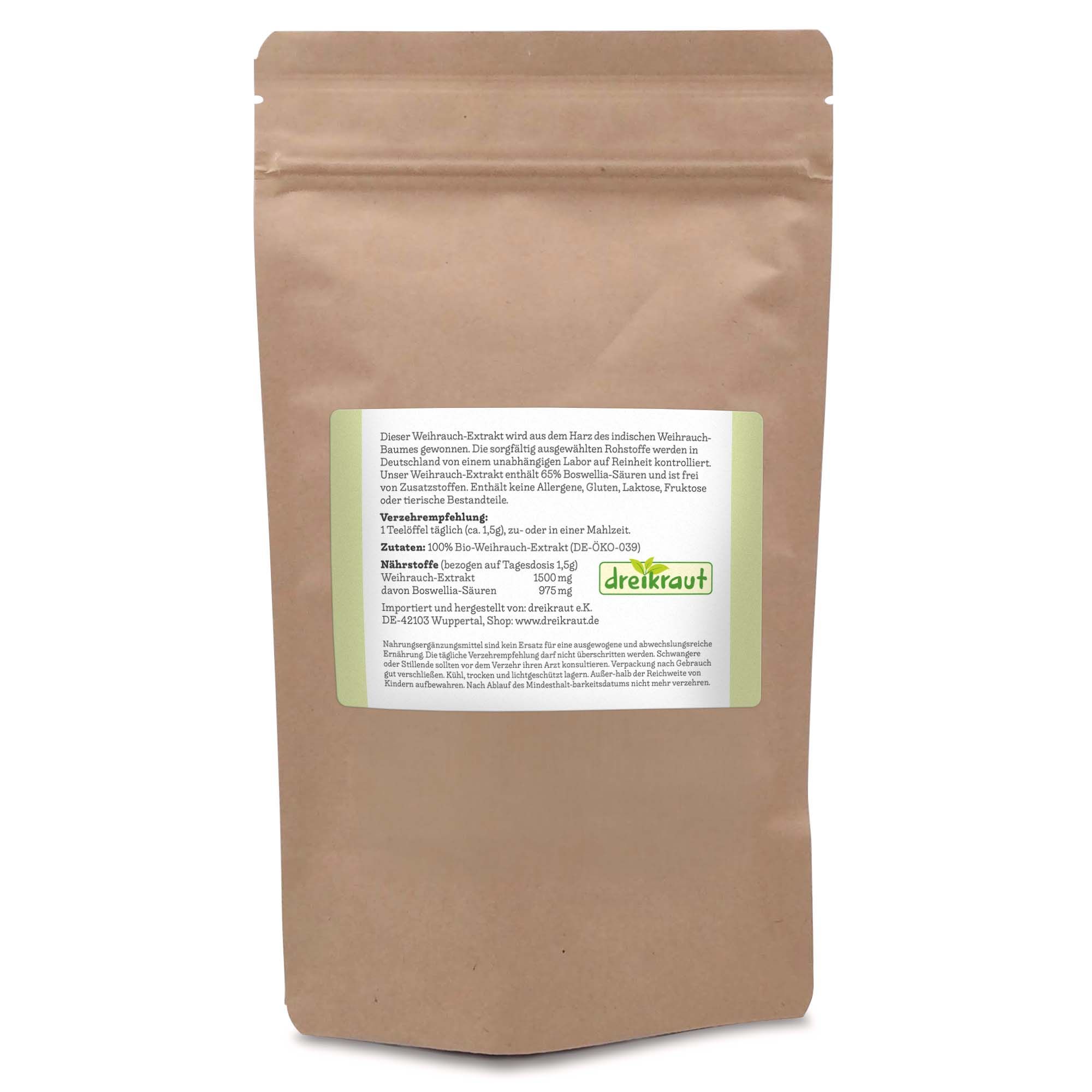 Rückseite des Beutels mit dreikraut® Weihrauchextrakt-Pulver. Text: Informationen zum Produkt, Dosierungsempfehlung, Inhaltsstoffe, dreikraut® Logo.