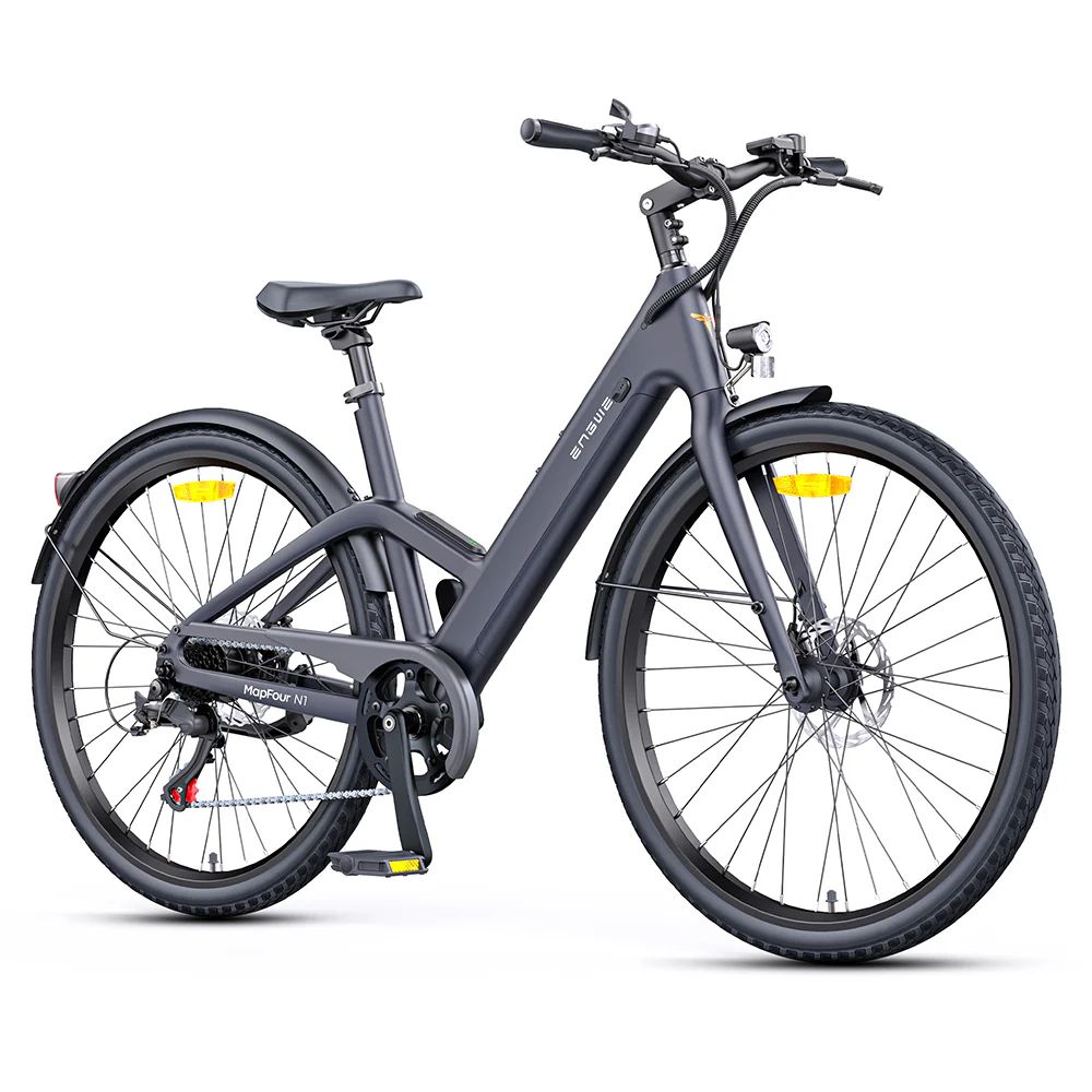 Graues Elektrofahrrad mit Schutzblechen. Marke Engwe, Modell N1 Air ST. Schwarze Reifen, Sattel und Lenker. Frontlicht.