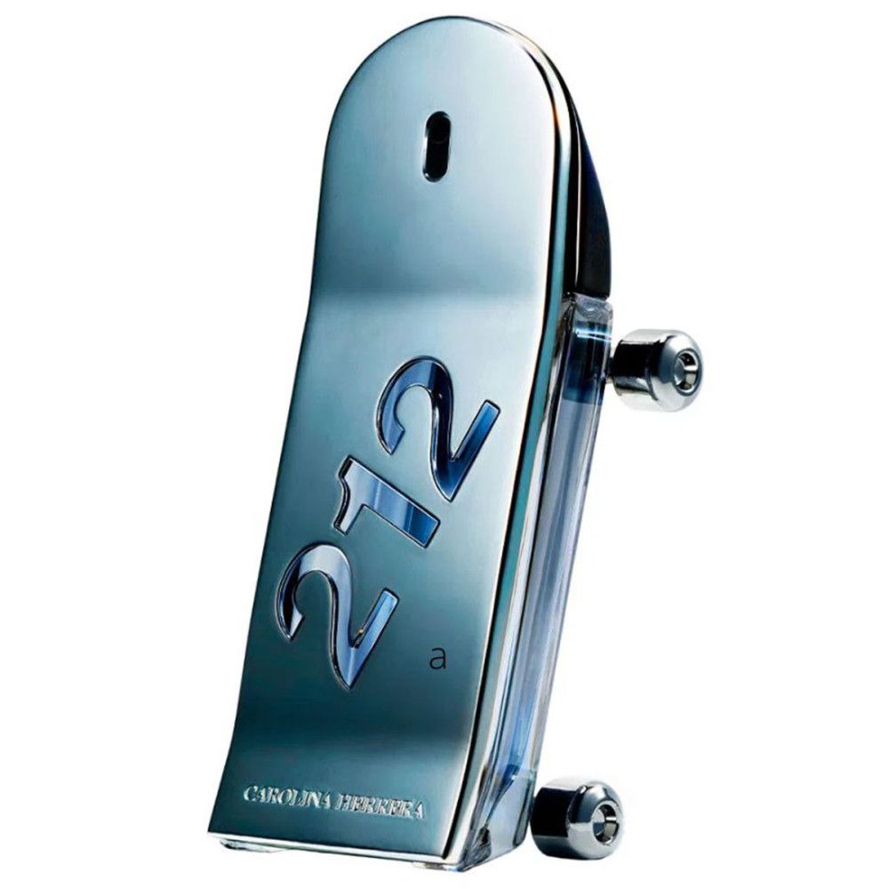 Silberfarbener Flakon in Skateboard-Form. Aufschrift: 212, Carolina Herrera. Zwei Rollen an der Unterseite. Klarer Hintergrund.