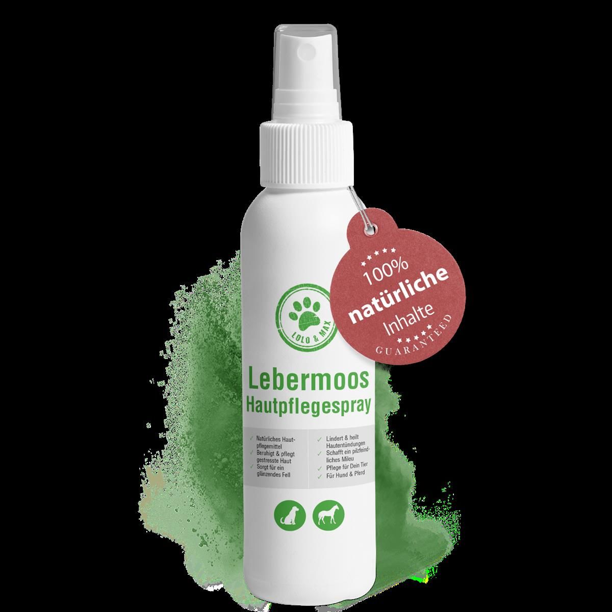Weiße Sprühflasche mit rotem Anhänger. Aufschrift: Lebermoos Hautpflegespray. Logo: Pfote. 100% natürliche Inhaltsstoffe.