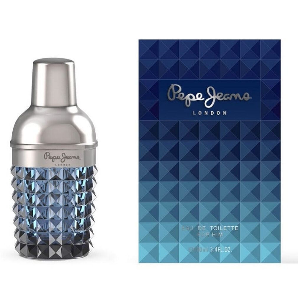 Parfümflakon und Schachtel. Der Flakon ist blau und silberfarben, die Schachtel blau mit Logo "Pepe Jeans London".