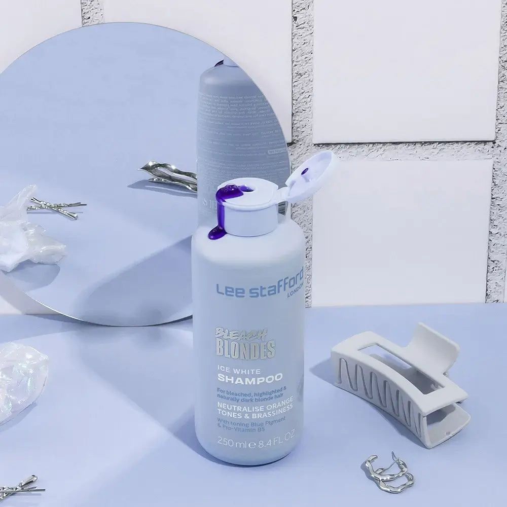 Lee Stafford Bleach Blondes Ice White Toning Shampoo 250 ml
