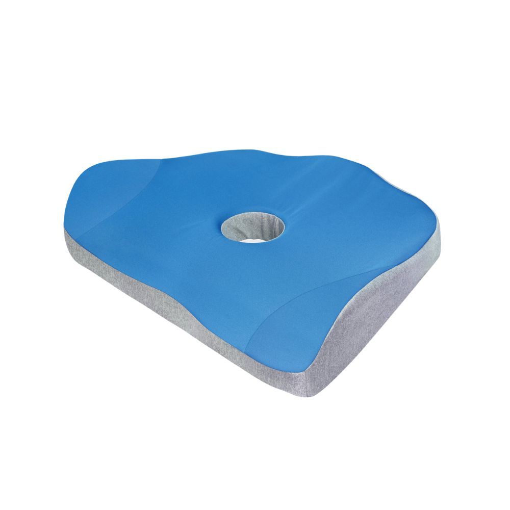 Blaues ergonomisches Sitzkissen mit Loch. Grauer Rand. Memory-Schaum. Für Bürostühle.