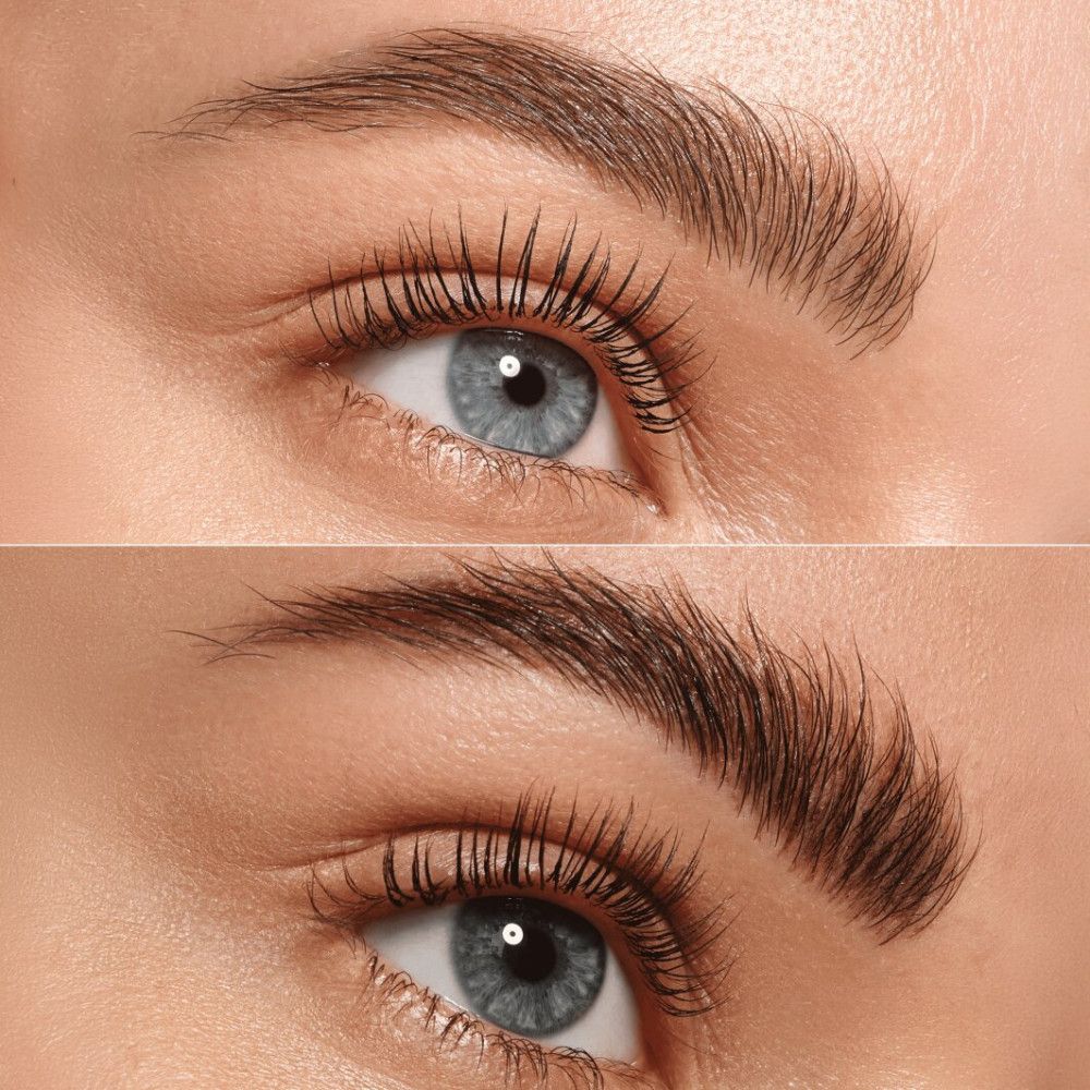 Nahaufnahme von Augenbrauen vor und nach der Anwendung. Blaue Augen. Deutliche Verbesserung der Augenbrauenform.