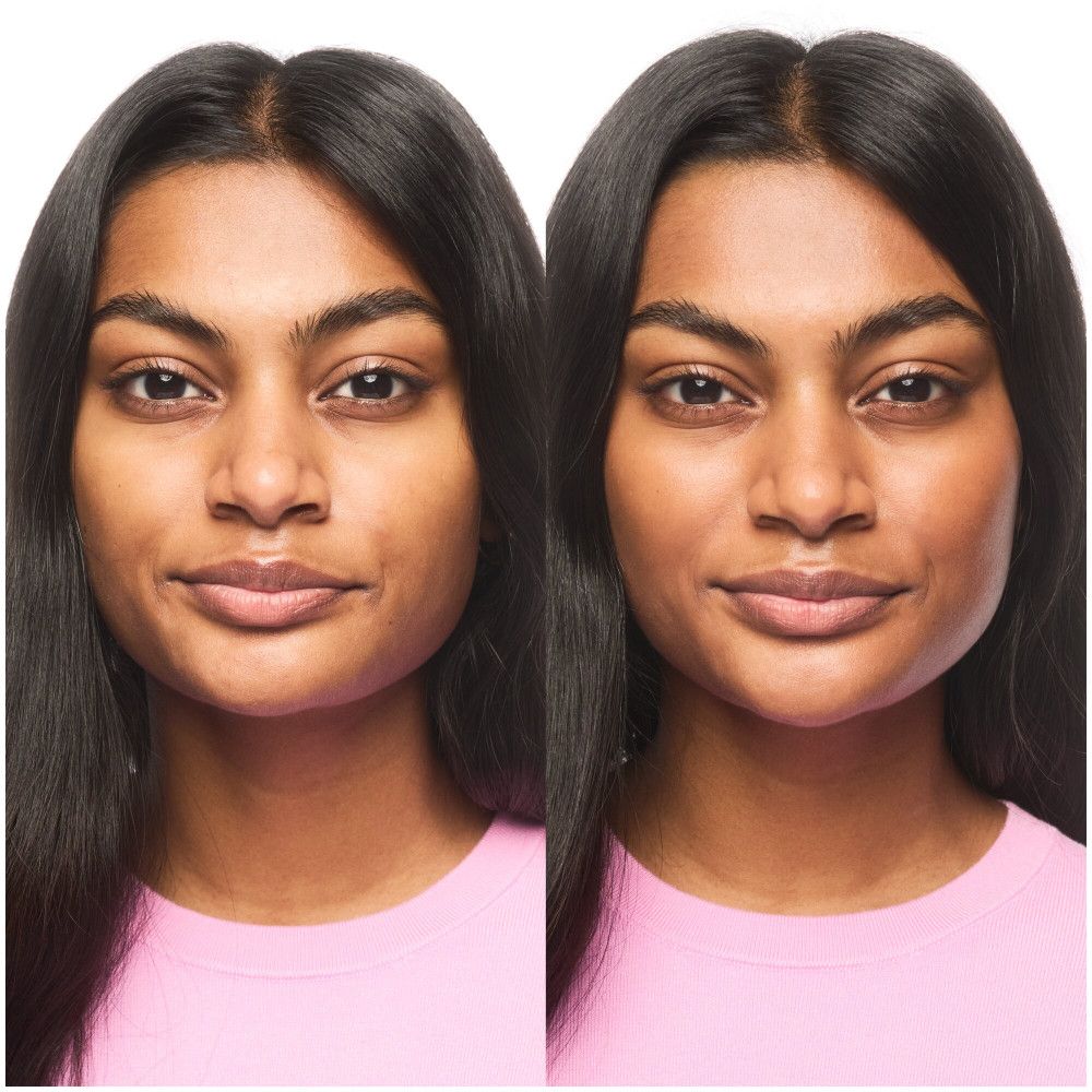 Vorher-Nachher-Vergleich zweier Gesichter. Links: ungeschminkt. Rechts: geschminkt. Beide Frauen haben dunkle Haare und tragen rosafarbene Oberteile.