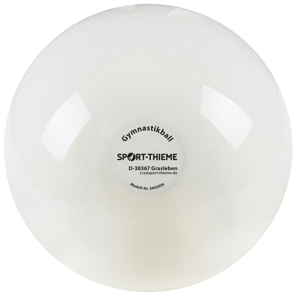 Weißer Gymnastikball. Aufdruck: "Gymnastikball", "SPORT-THIEME", Adresse. Modellnummer.