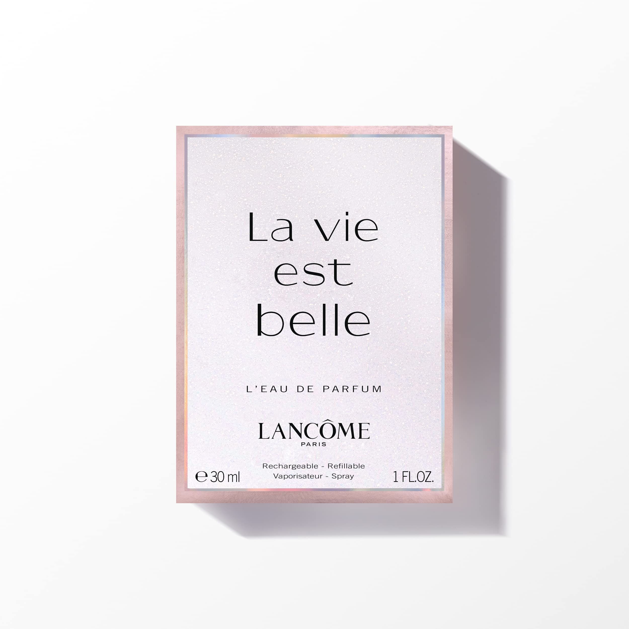 Kartonverpackung mit Text: La vie est belle, L'EAU DE PARFUM, LANCÔME PARIS. Volumen: 30 ml, 1 FL.OZ. Nachfüllbar.