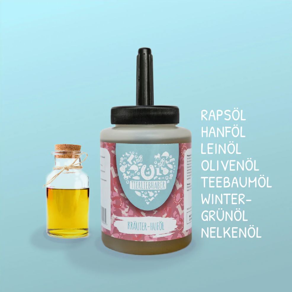 Flasche mit schwarzem Applikator und kleine Flasche. Etikett mit Logo und Schriftzug 'Kräuter-Huföl'.
