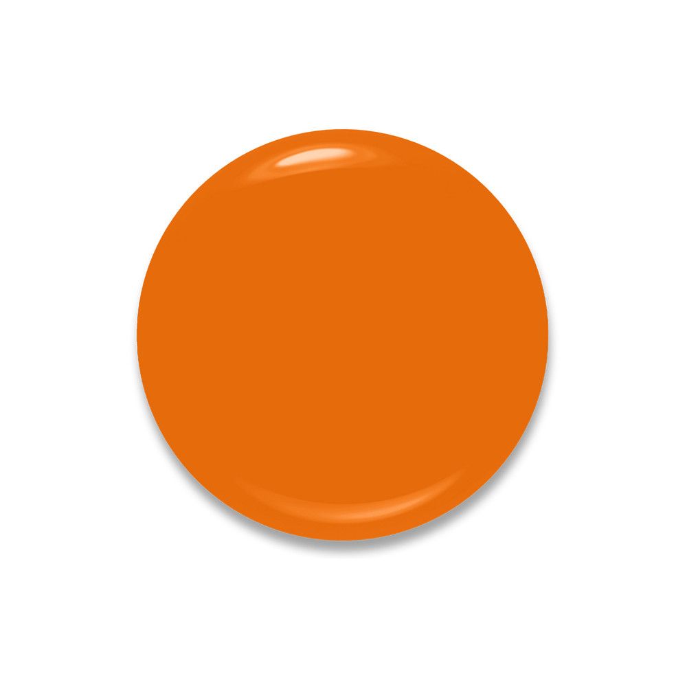 Runder, orangefarbener Nagellackfleck auf weißem Hintergrund. Glänzende Oberfläche mit Schatten.