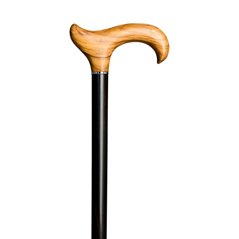 Gehstock mit gebogenem Griff aus hellem Holz. Der Schaft ist schwarz und glatt. Metallring am Übergang.