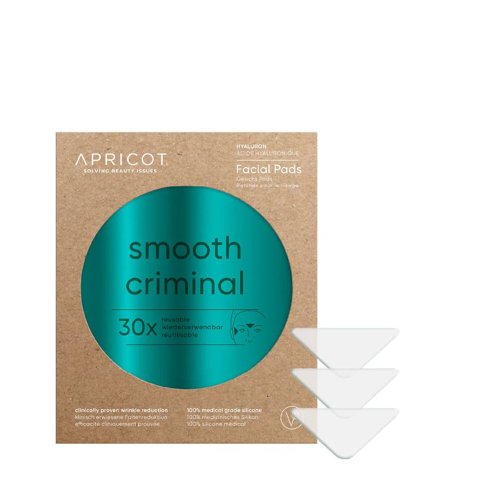 Verpackung mit Pads. Marke APRICOT, Schriftzug "smooth criminal". 30 Pads. Dreieckige Form, transparent.