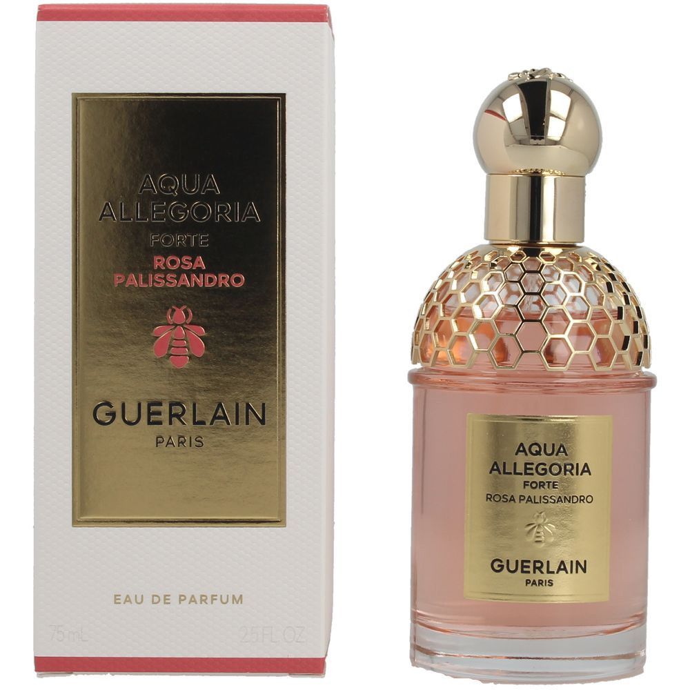 Parfümflakon und Verpackung. Flakon mit goldfarbenem Verschluss und Honigwabenmuster. Auf dem Etikett: Aqua Allegoria Forte Rosa Palissandro, Guerlain.