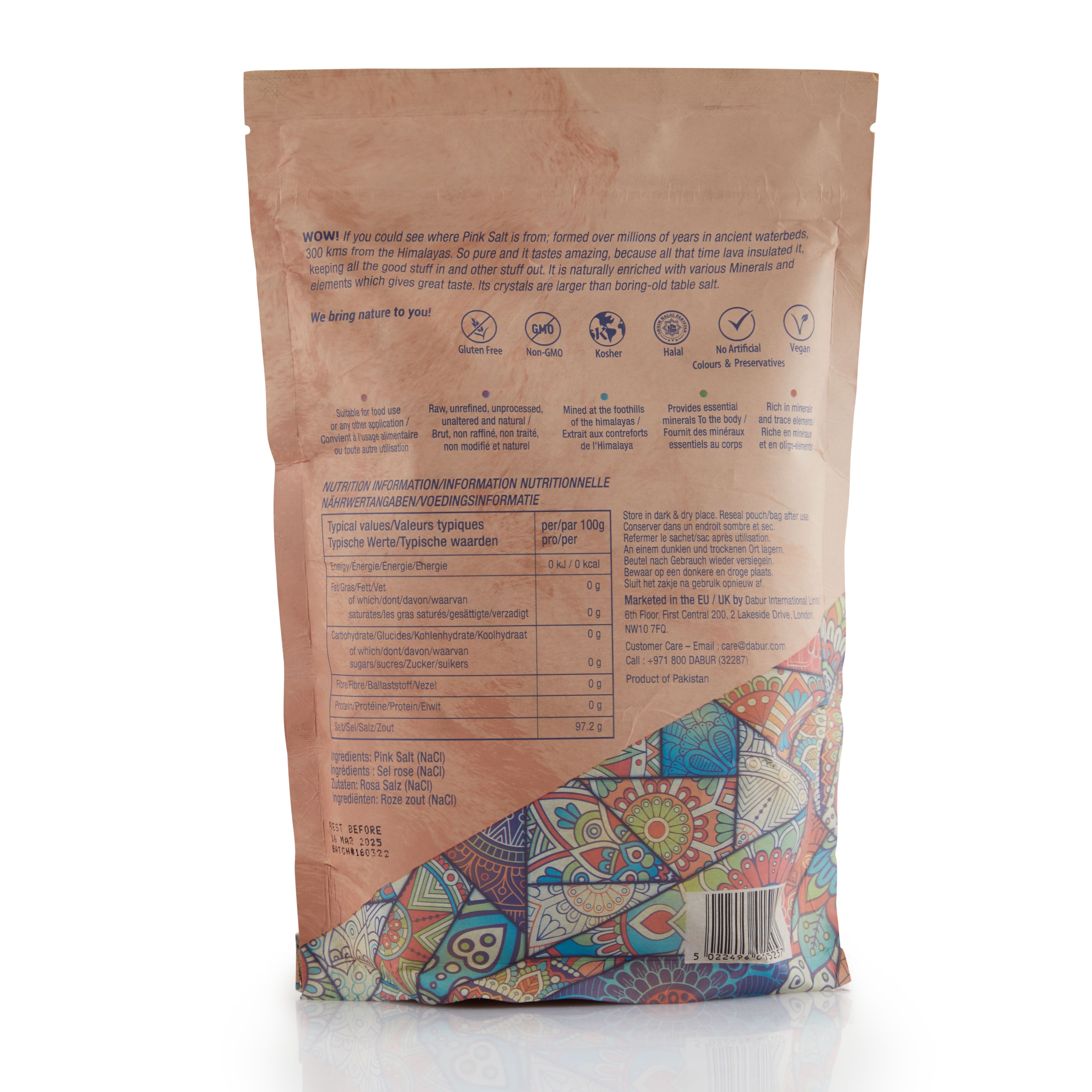 Rückseite des Dabur Himalayan Pink Crystal Salz Beutels. Text: Nährwertangaben, glutenfrei, vegan, ohne Zusatzstoffe.