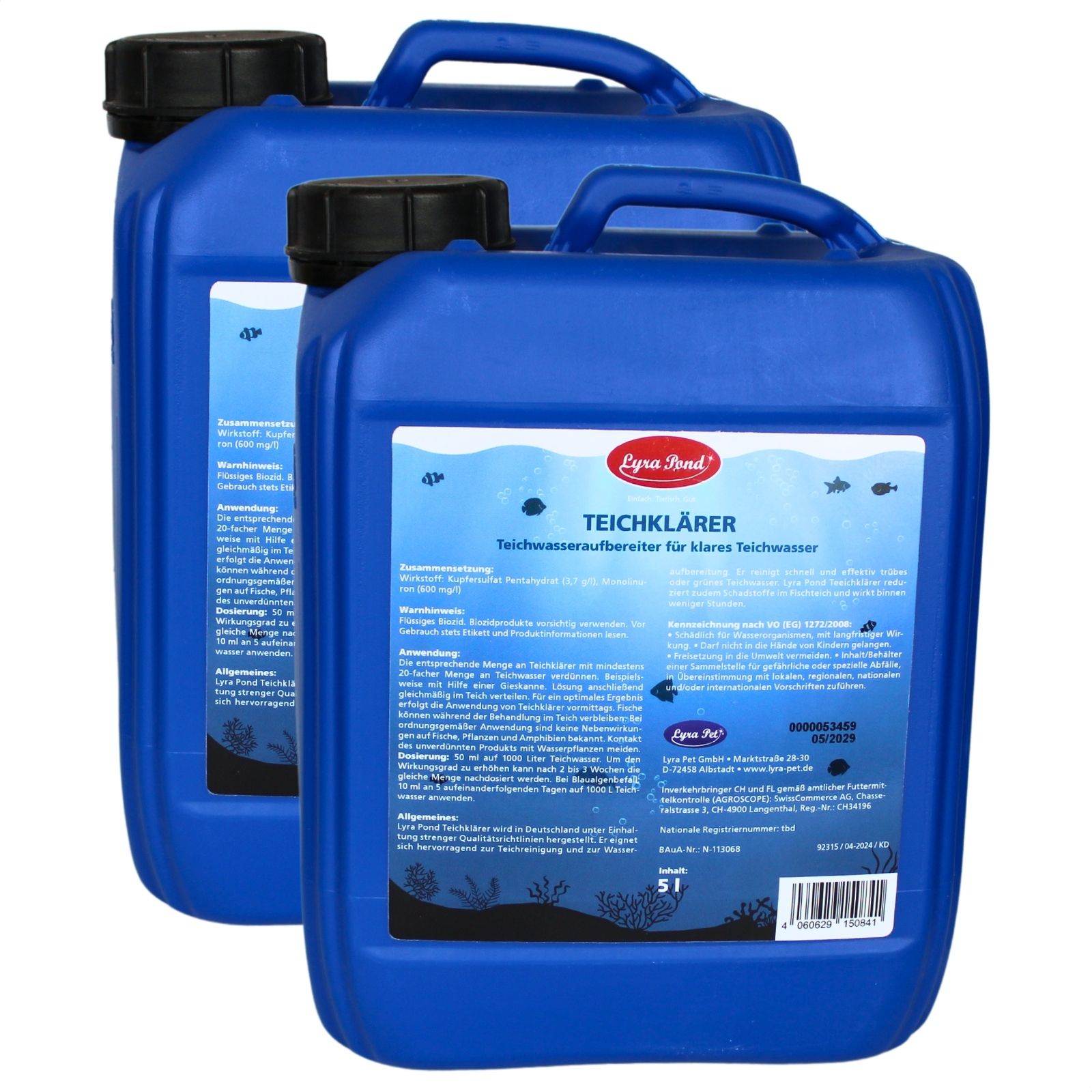 Zwei blaue 5L Kanister Lyra Pond Teichklärer nebeneinander, mit Etiketten.