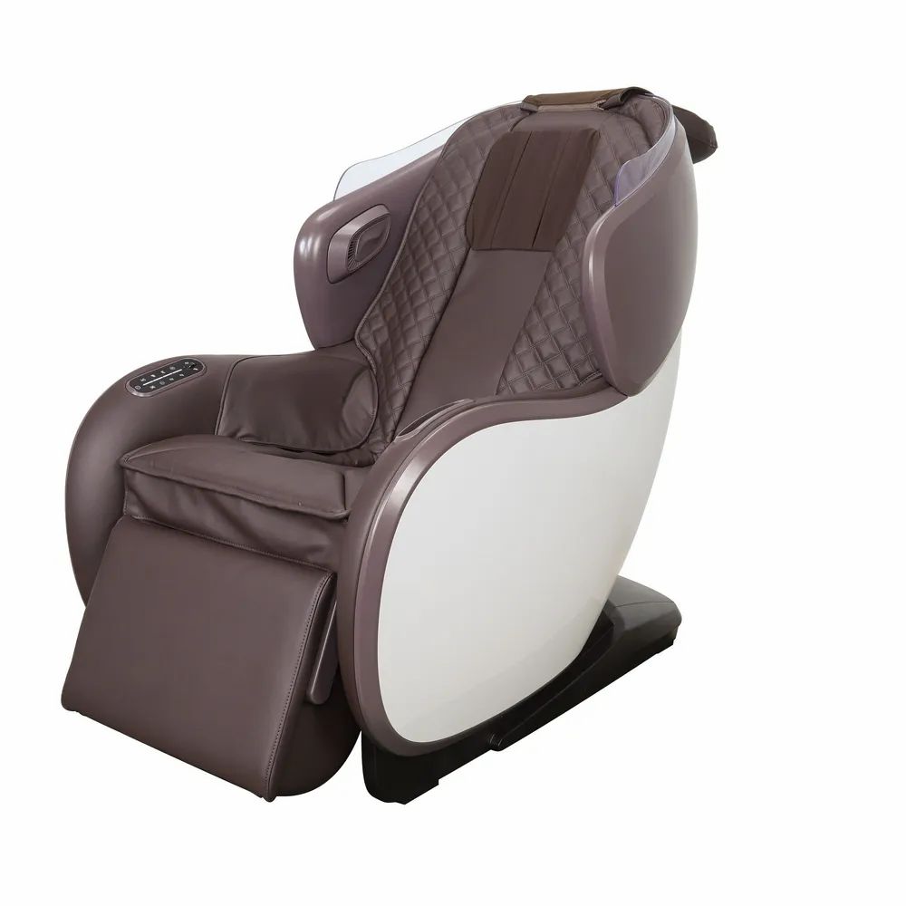 Massagesessel, braunes Leder, weißes Gehäuse, Kopfstütze mit Steppung. Schräge Ansicht.