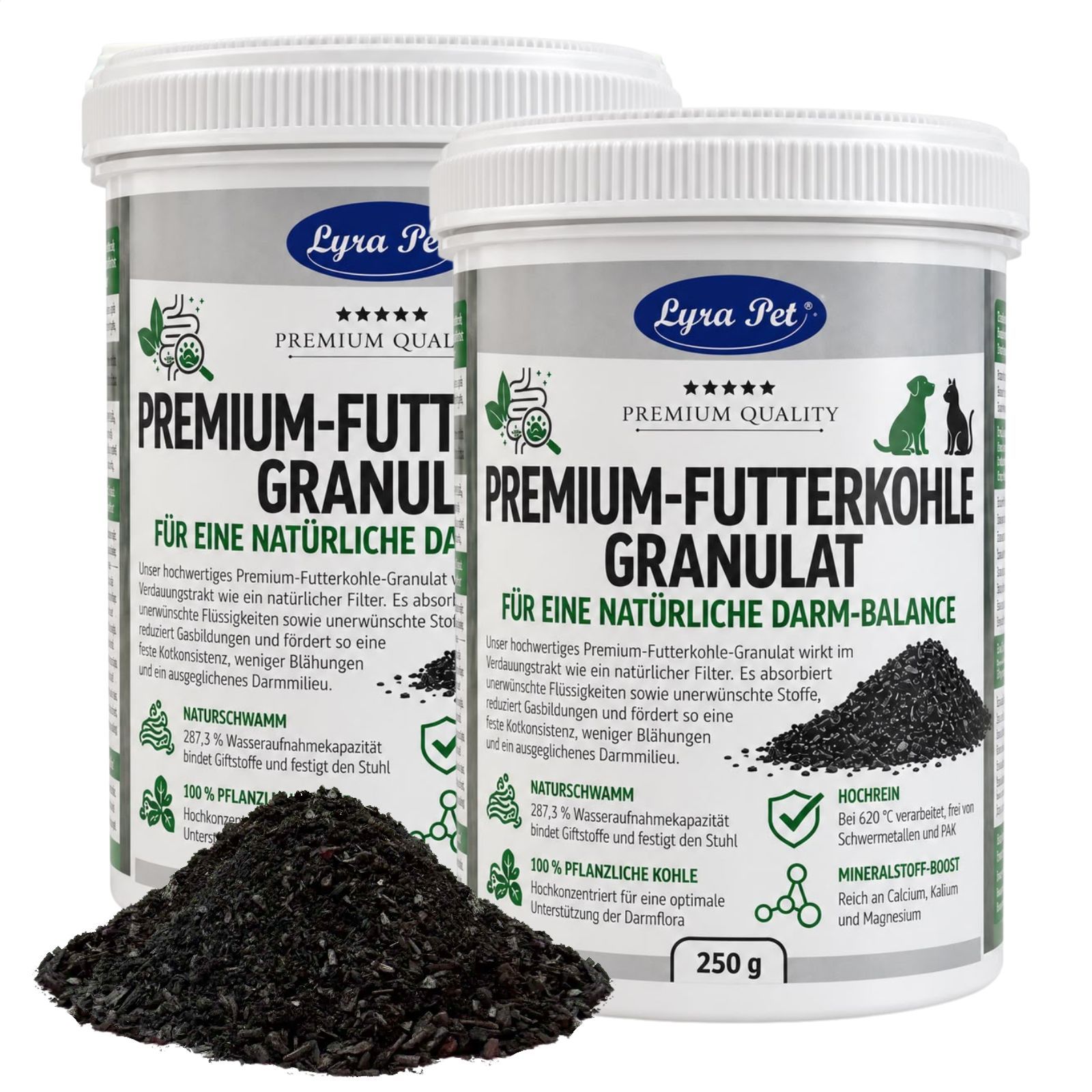 Zwei Behälter Lyra Pet Premium Futterkohle Granulat stehen neben einem Haufen Granulat.