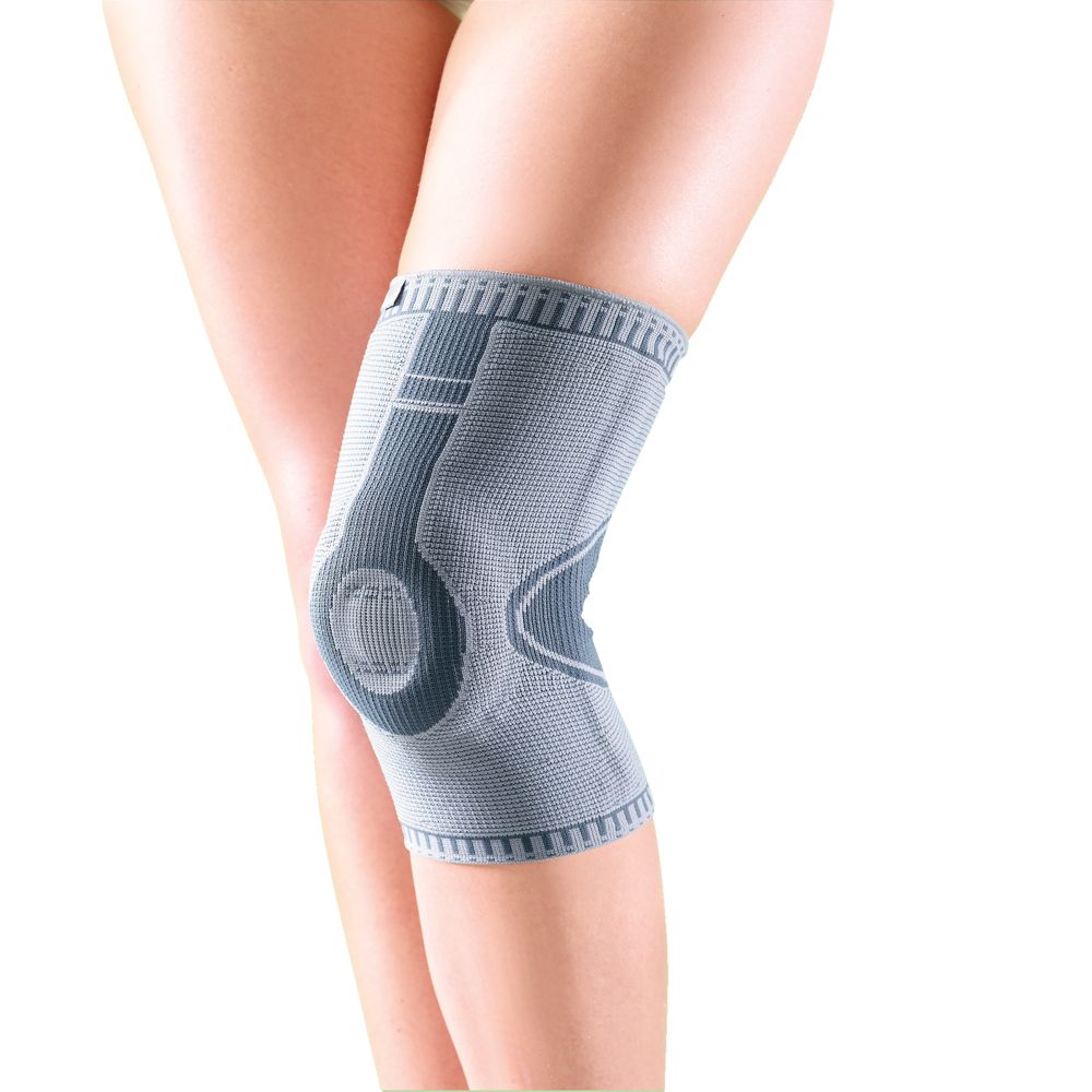 Kniebandage AccuTex Oppo 2920, grau-schwarz. Gestricktes Material, anatomische Form. Verstärkungen an den Seiten.