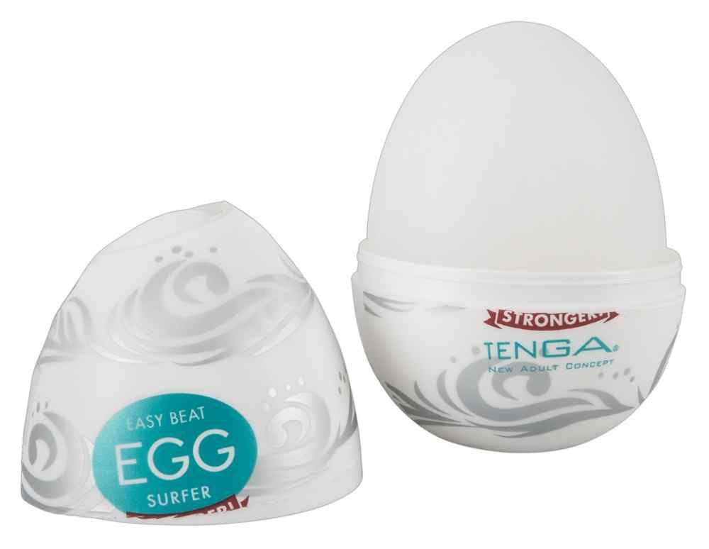 Weißes, eiförmiges Produkt, geöffnet. Aufschrift: EASY BEAT EGG SURFER. Marke TENGA.