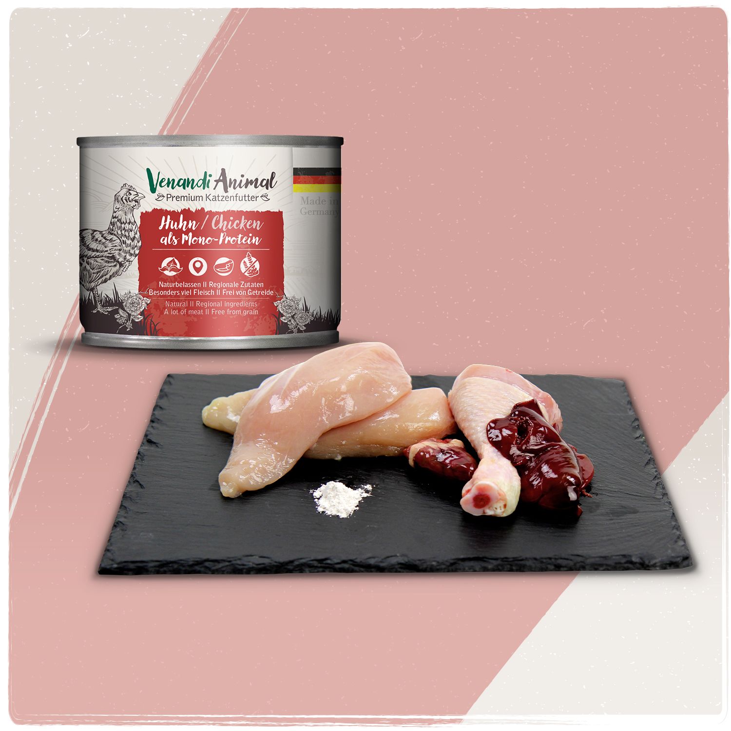 Dose Venandi Animal Huhn als Monoprotein Katzenfutter und rohe Hühnerteile auf Schiefer vor rosafarbenem Hintergrund.