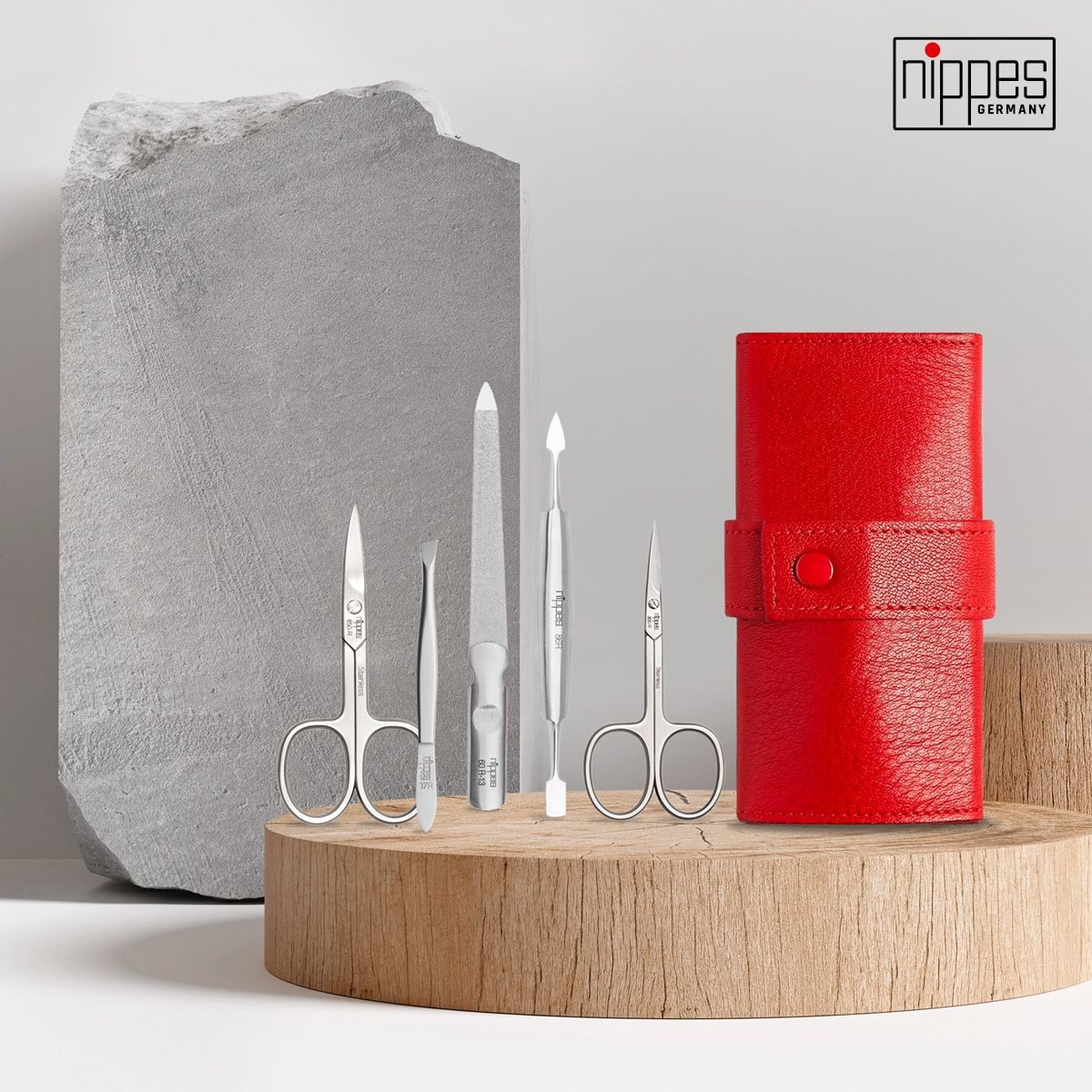nippes Solingen  Manikür-Etui WILD RED