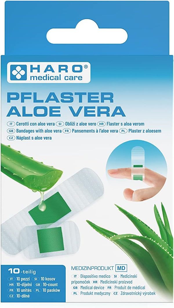 Verpackung mit Haro Pflaster mit Aloe Vera. Enthält 10 Pflaster. Medizinprodukt. Aloe Vera-Blatt und Finger mit Pflaster.
