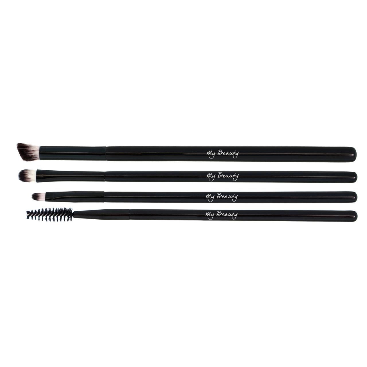 Set mit vier schwarzen Augenpinseln. Auf jedem Pinsel steht "My Beauty".