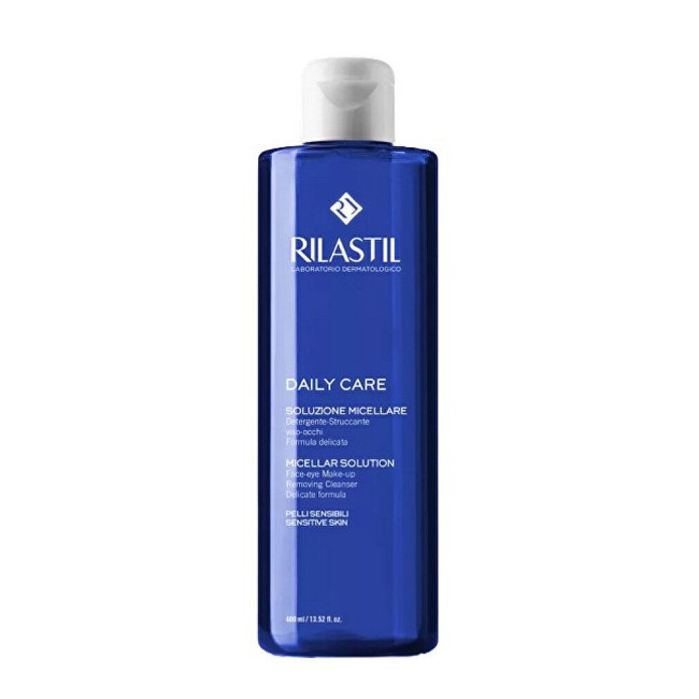 Blaue Flasche mit weißem Deckel. Aufschrift: RILASTIL, DAILY CARE, Mizellenlösung. Für empfindliche Haut.