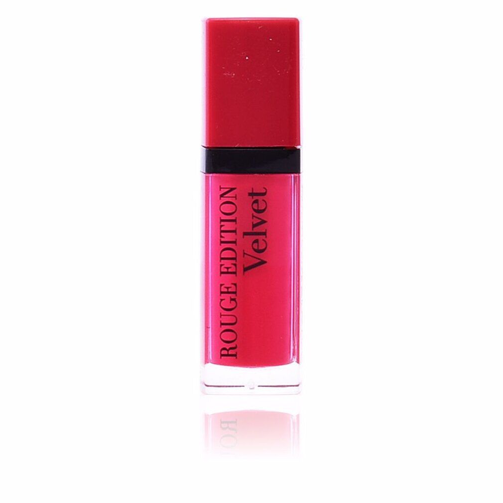 Lippenstift in einer rechteckigen Flasche. Roter Deckel, schwarzer Ring, rosa Lippenstift. Aufschrift: Rouge Edition Velvet.
