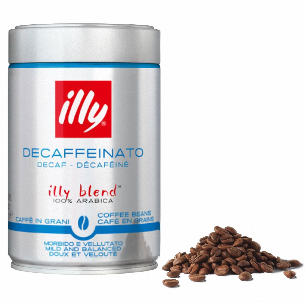 Silberne Dose mit rotem Logo "illy" und Aufschrift "Decaffeinato". Daneben Kaffeebohnen.