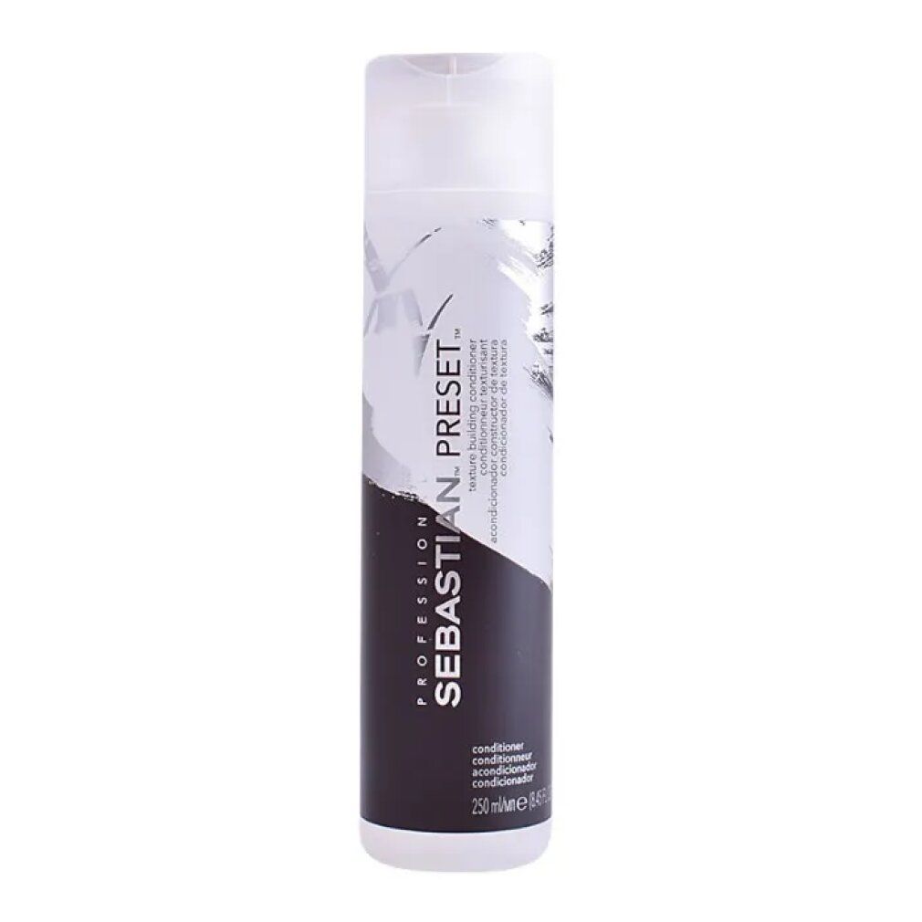 Conditioner-Flasche. Schwarz-weißes Design. Aufschrift: Sebastian. Preset. Textur-Conditioner. 250 ml.