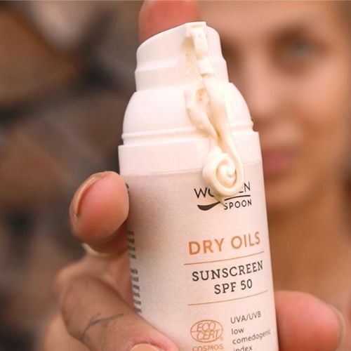 Niedrig komedogene Gesichtssonnencreme SPF 50