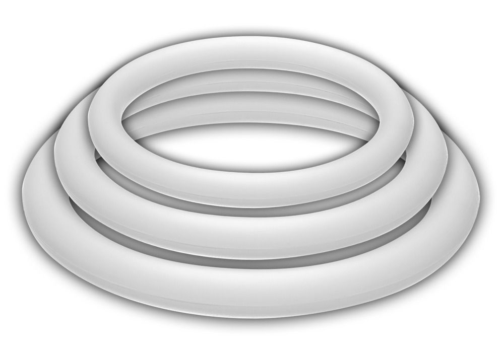 Drei weiße Ringe, ineinander verschlungen. Produkt für den Intimbereich.