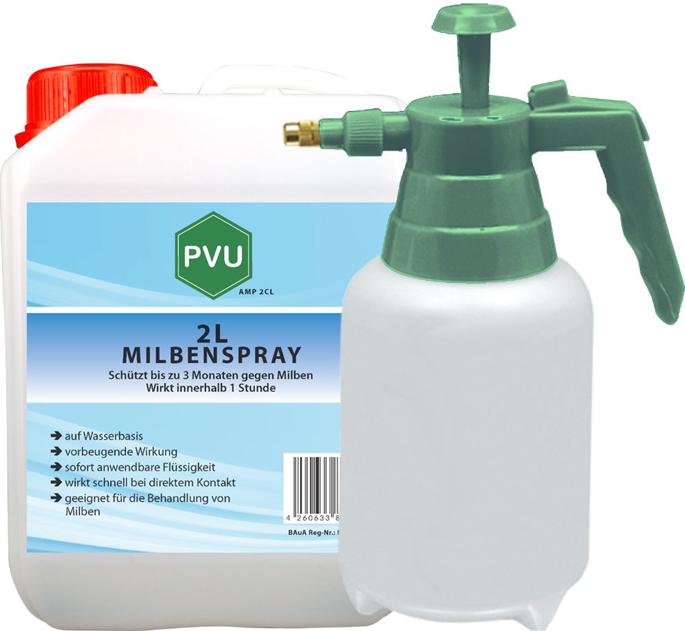 Zwei Behälter. Links ein weißer Kanister mit rotem Deckel, PVU-Logo und Text. Rechts eine grüne Sprühflasche. Beide für Milbenspray.