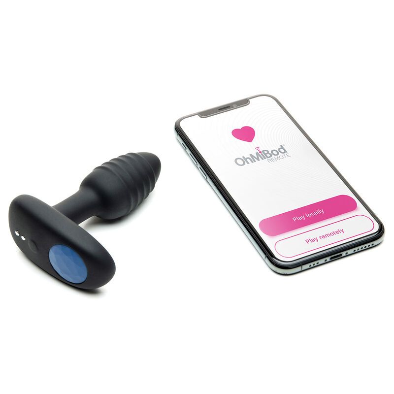 Schwarzes Wellness-Produkt neben Smartphone. Smartphone zeigt OhMiBod REMOTE.