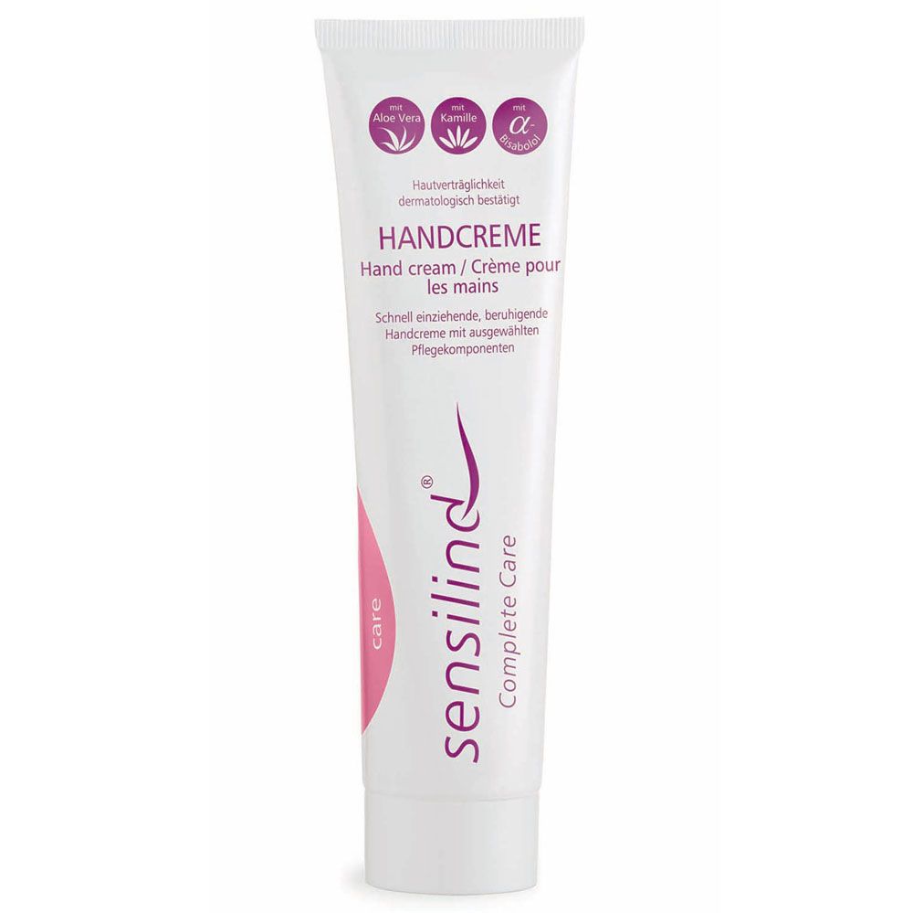 Weiße Tube mit Sensilind Handcreme. Text: Handcreme, Aloe Vera, Kamille, Alpha. Pinkfarbener Streifen und Logo.