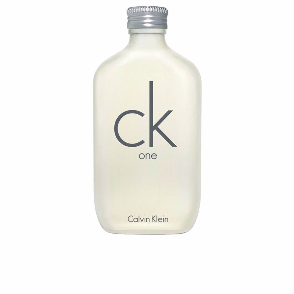 Flakon von Calvin Klein Ck One. Flakon mit silbernem Deckel, weißem Inhalt und grauer Schrift. Logo.