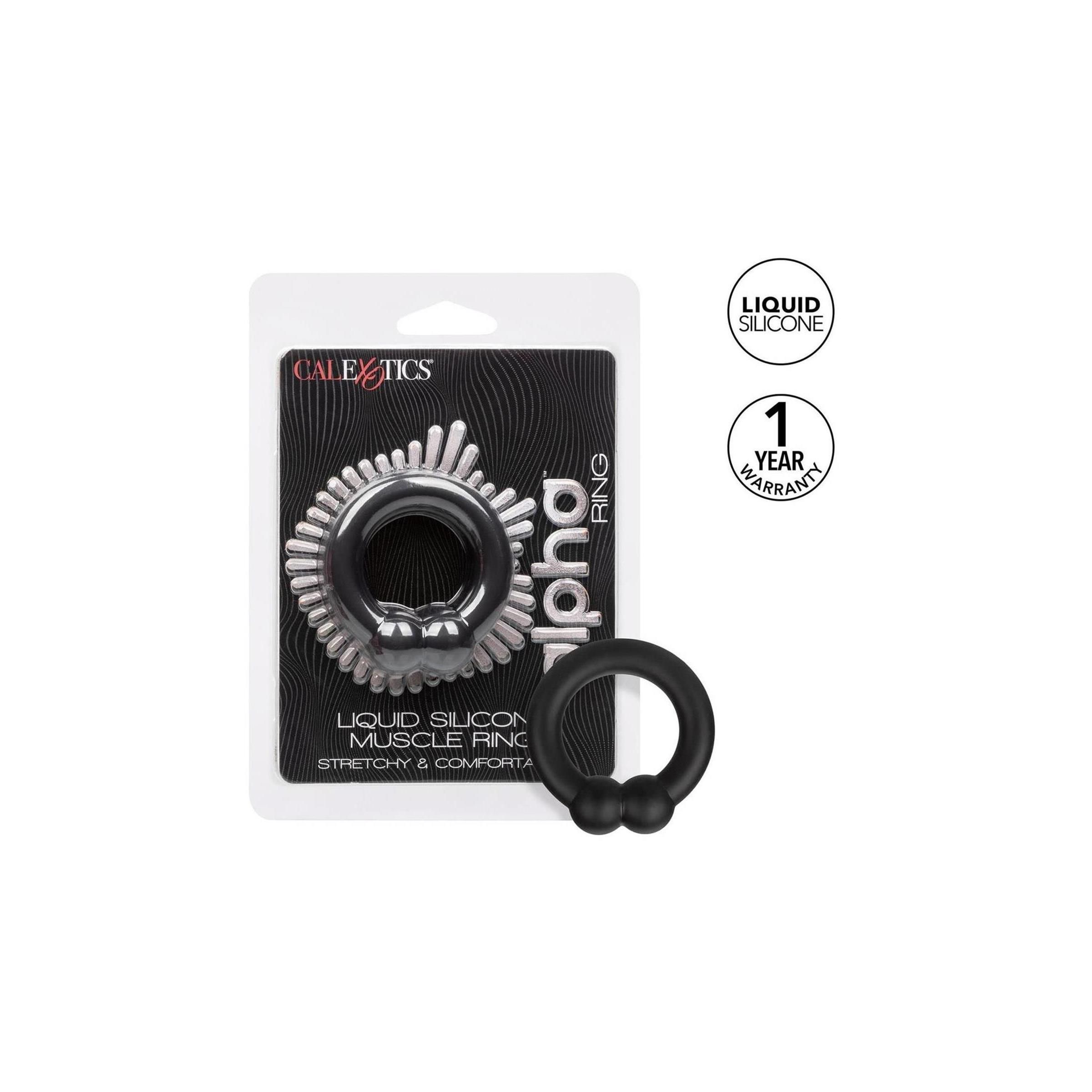 Verpackung mit schwarzem Ring. Marke CalExotics, Alpha Ring. Aus Silikon.