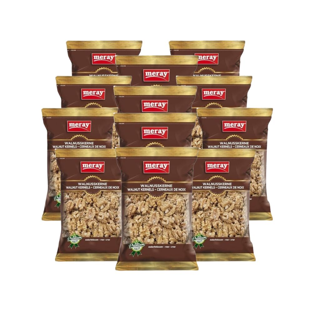 Mehrere Beutel Walnusskerne. Aufdruck: "meray", "Walnusskerne". Verpackung in Braun- und Goldtönen. Klare Sicht auf die Kerne.