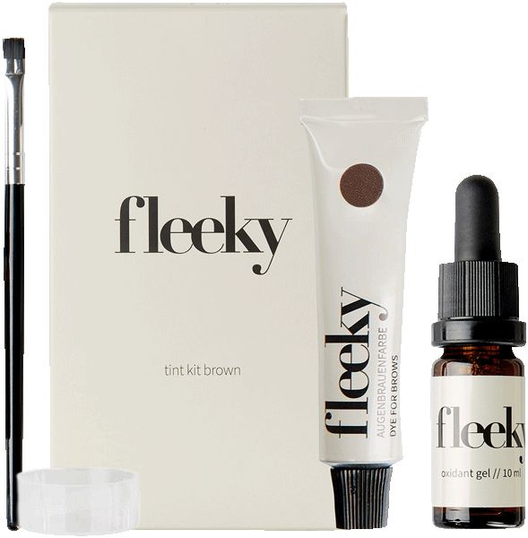Ein Set mit einer Box, Pinsel, Tube, Flasche und Behälter. Mit dem Logo "fleeky".