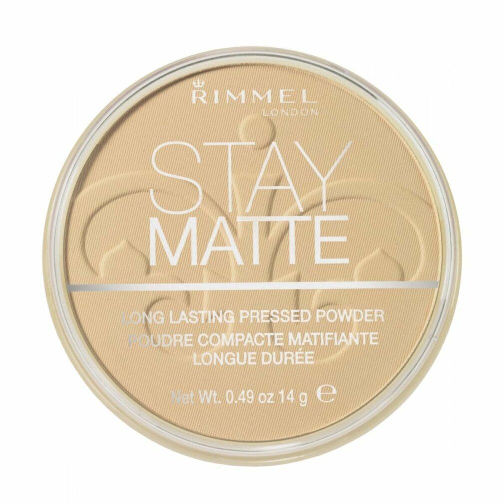 Runder, beigefarbener Puderbehälter. Aufschrift: Rimmel London, Stay Matte, Powder, Poudre. Leicht mattierend, bis zu 9 Stunden Haltbarkeit.