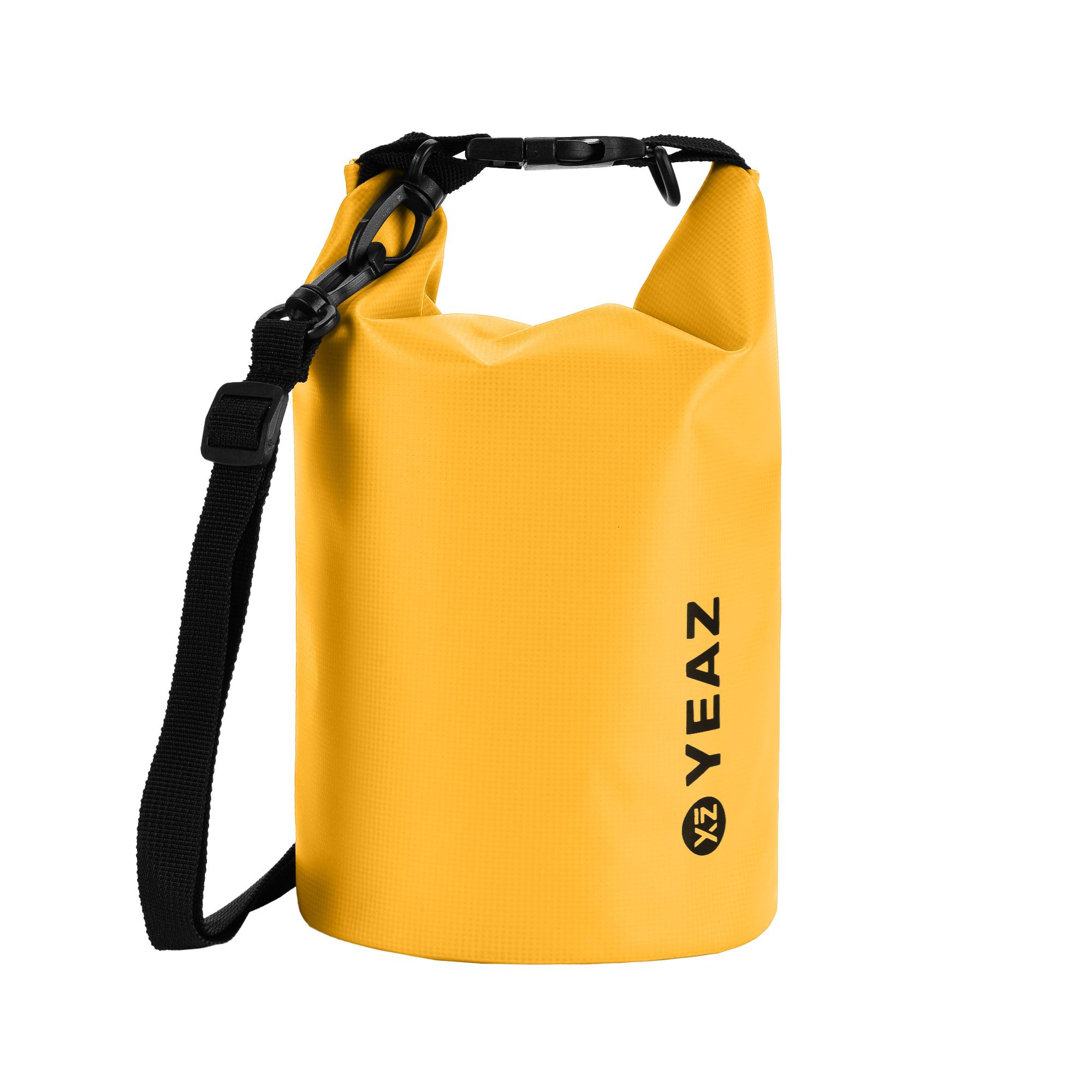 Gelber Packsack mit schwarzem Schultergurt. Schwarzer Verschluss oben. YEAZ-Logo.