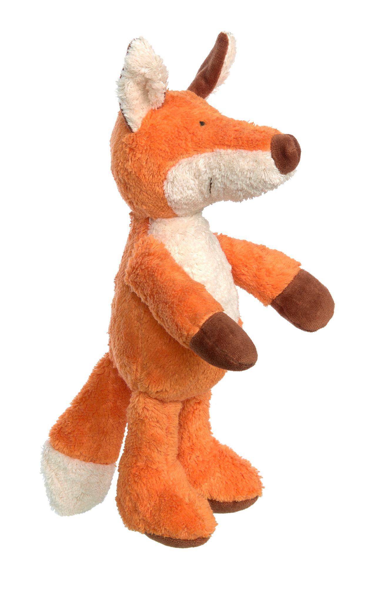 Ein orangefarbener Stofffuchs mit braunen Akzenten. Er hat eine weiße Brust und Ohren. Der Fuchs steht aufrecht.