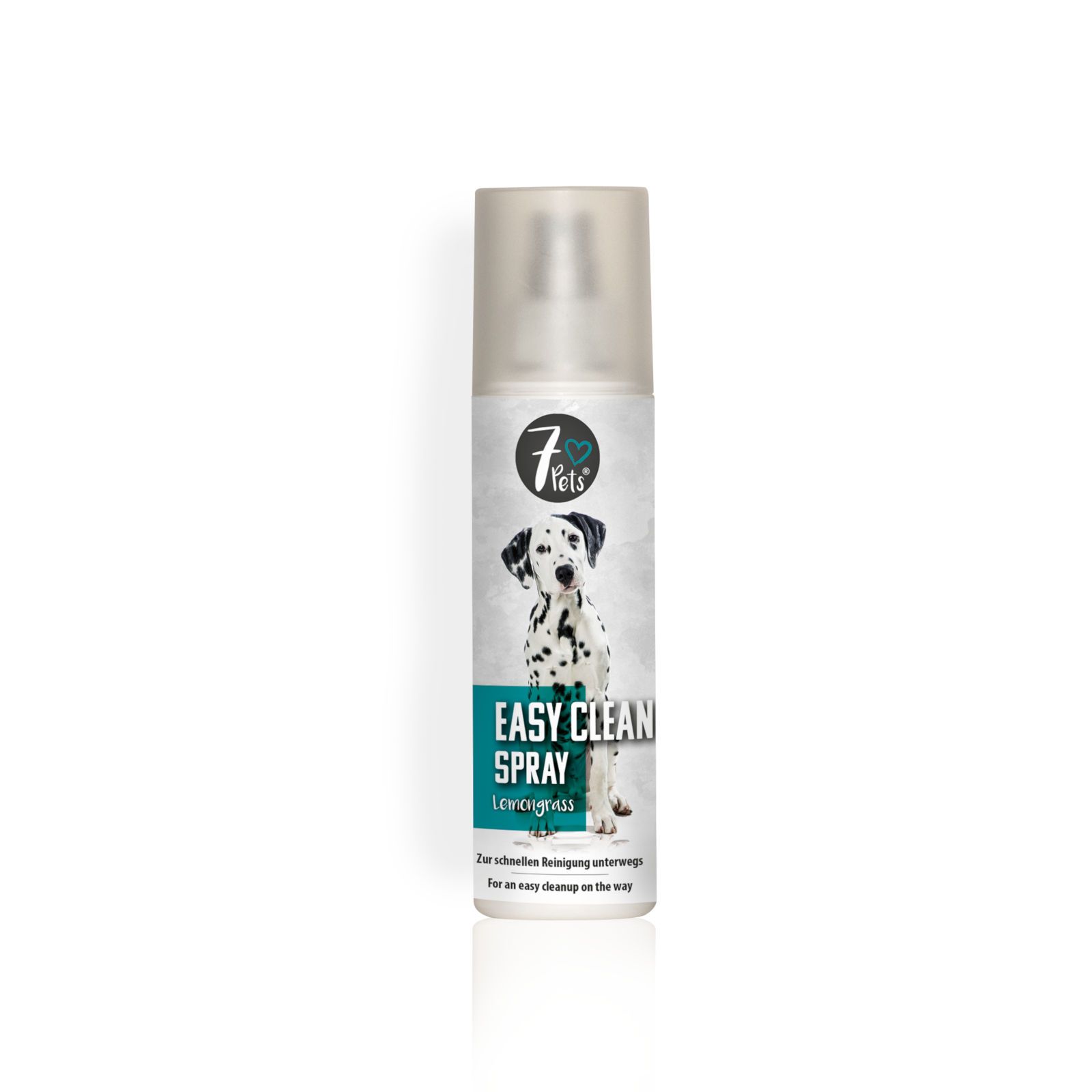 7Pets Easy Clean Spray zur Hunde-Reinigung unterwegs