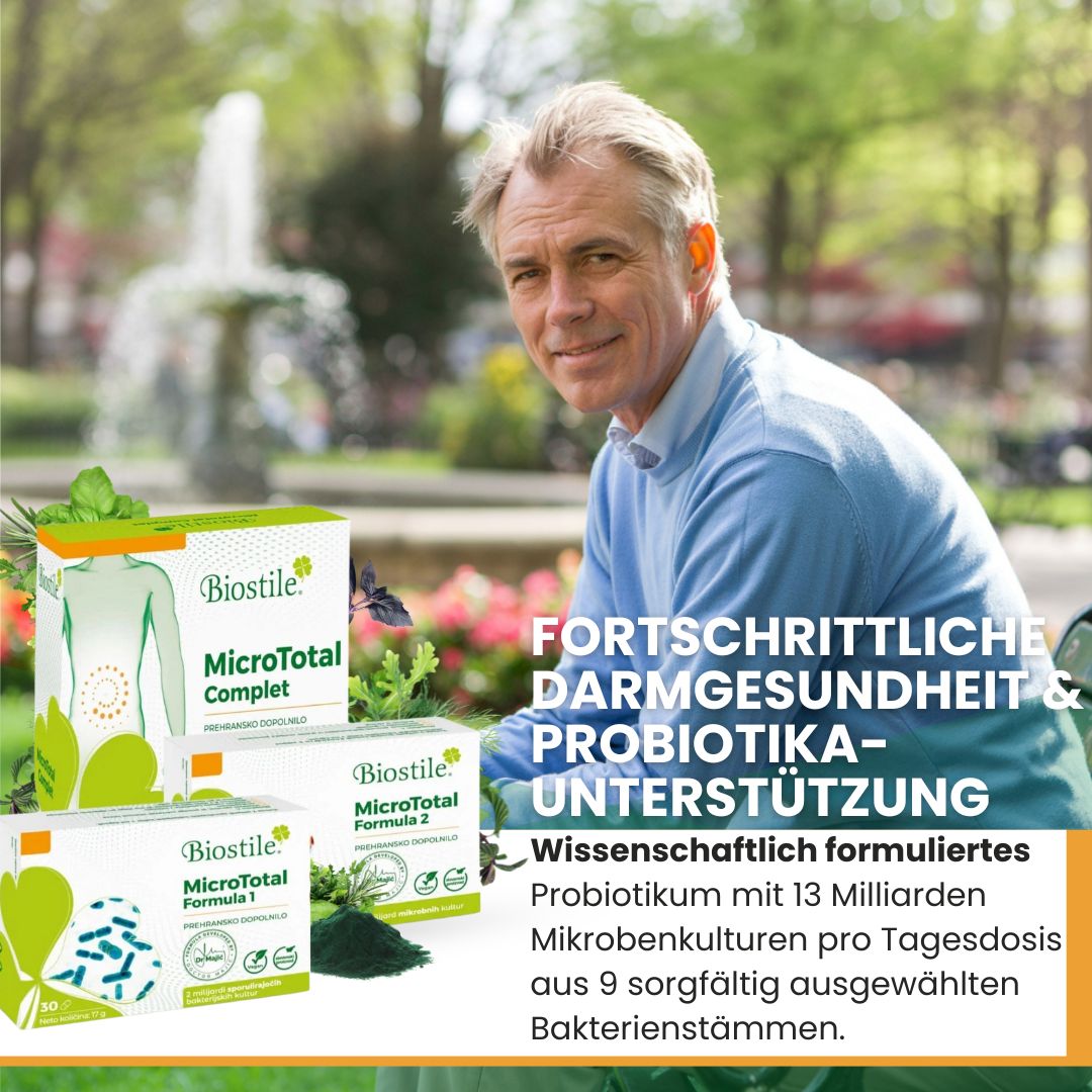 Mann vor Brunnen mit drei Schachteln Biostile MicroTotal Komplett. Text: Fortschrittliche Darmgesundheit & Probiotika-Unterstützung.