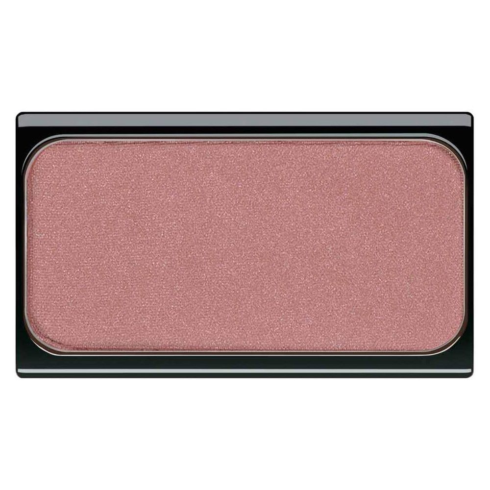Rechteckiger Blusher in einem schwarzen Behälter. Die Farbe ist ein gedämpftes Rosa.
