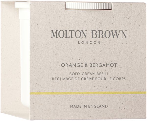 Körpercreme Nachfüllpackung in Karton. Marke Molton Brown, Schriftzug Orange & Bergamot. Gelber Streifen.