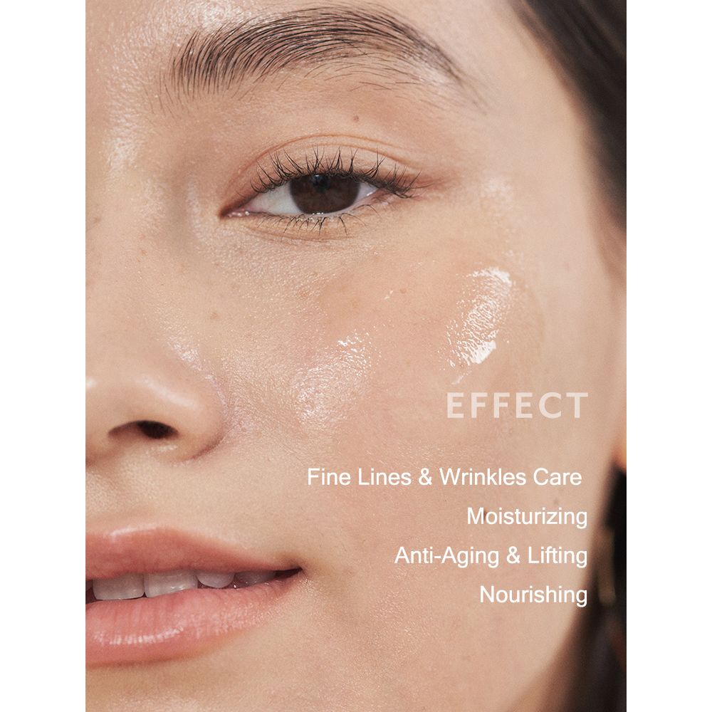 Nahaufnahme eines Gesichts mit Text: EFFECT, Fine Lines & Wrinkles Care, Moisturizing, Anti-Aging & Lifting, Nourishing.