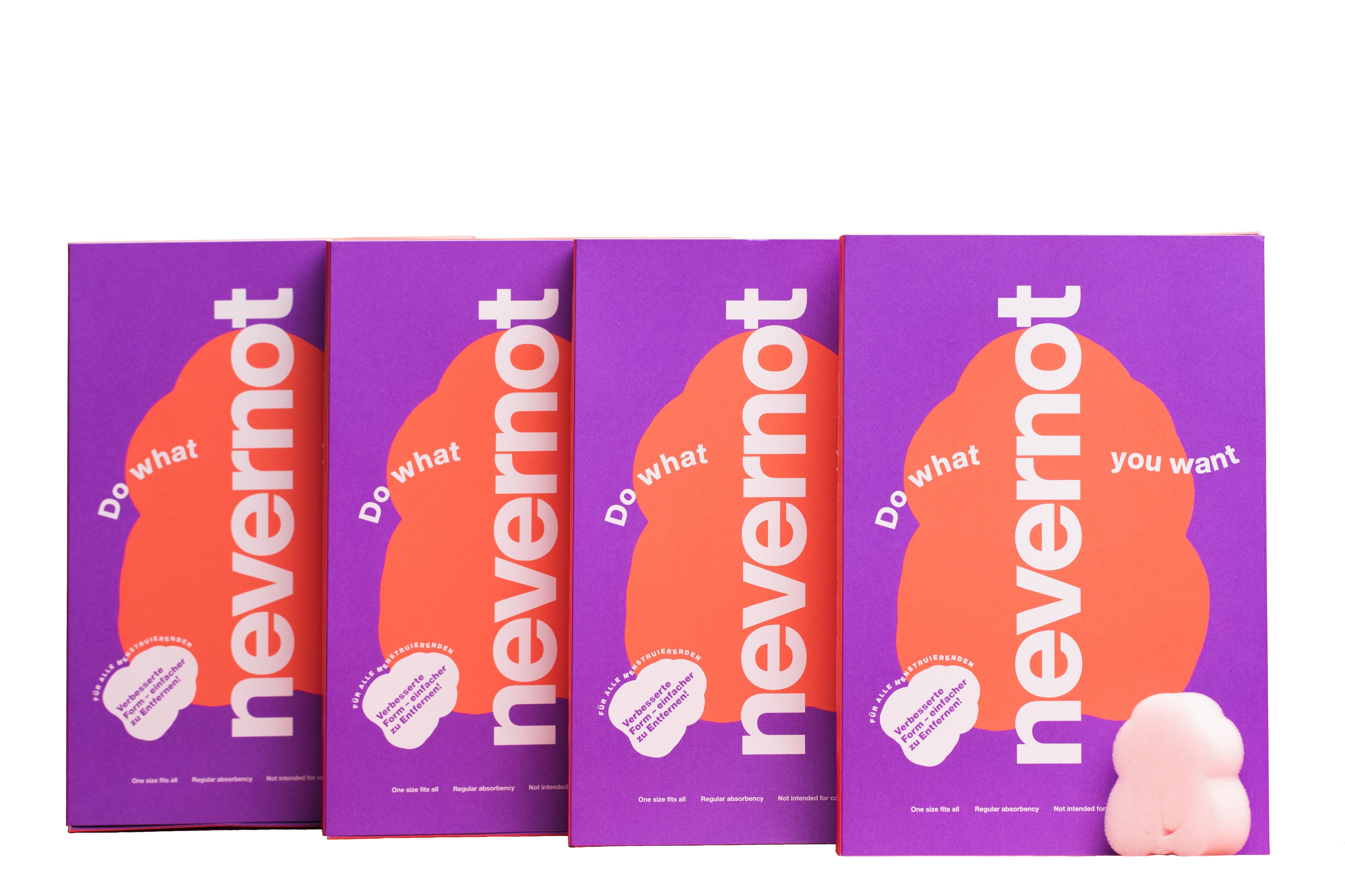 Vier lila Boxen mit "nevernot"-Logo und orangefarbenem Design. Ein einzelner Tampon liegt daneben.